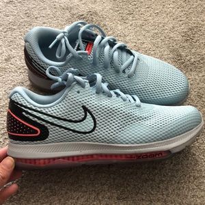Zoom all out Nike size 8